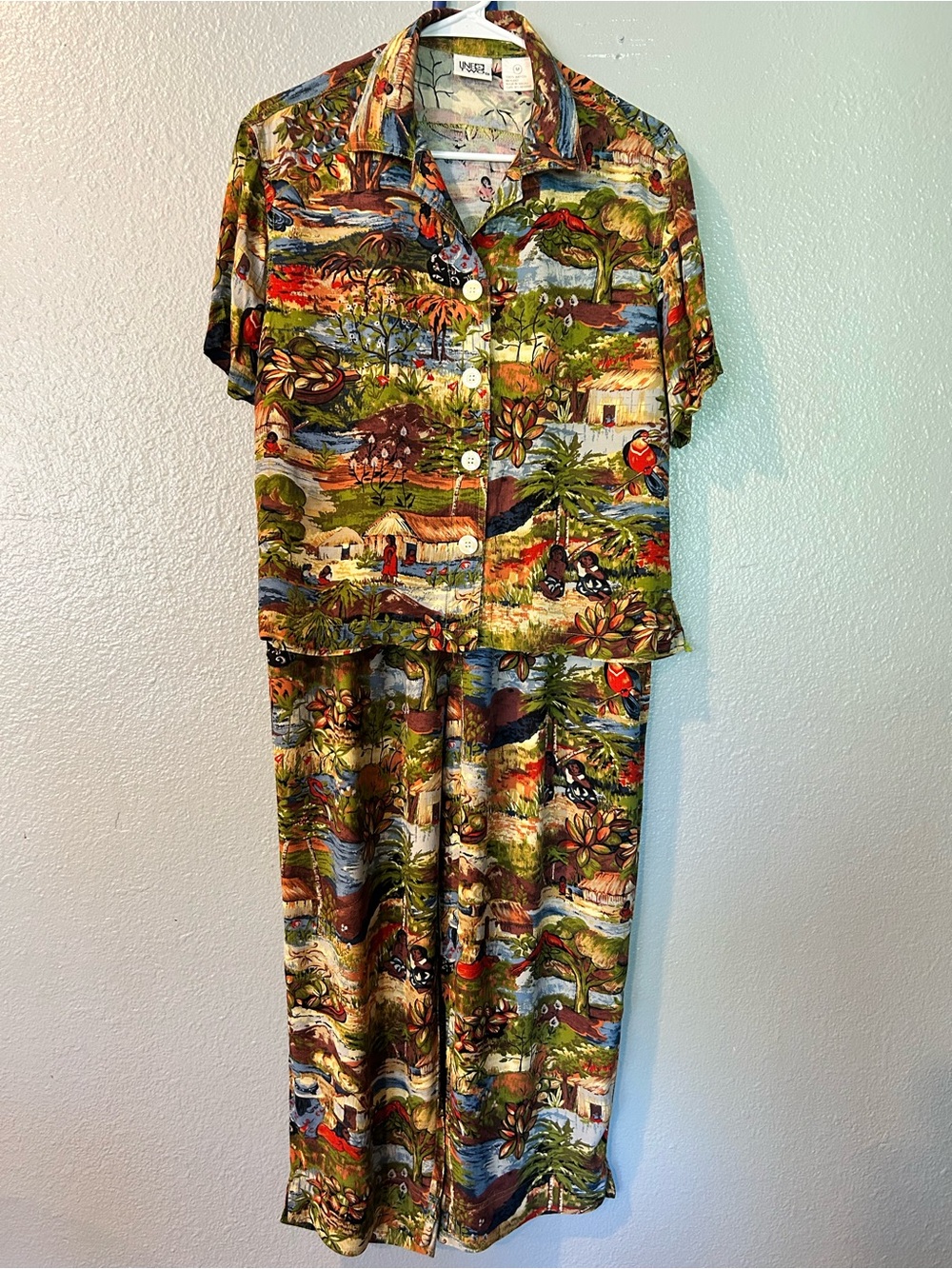 Vintage Line Two Rayon Matching 2 Piece Set M - Unisex